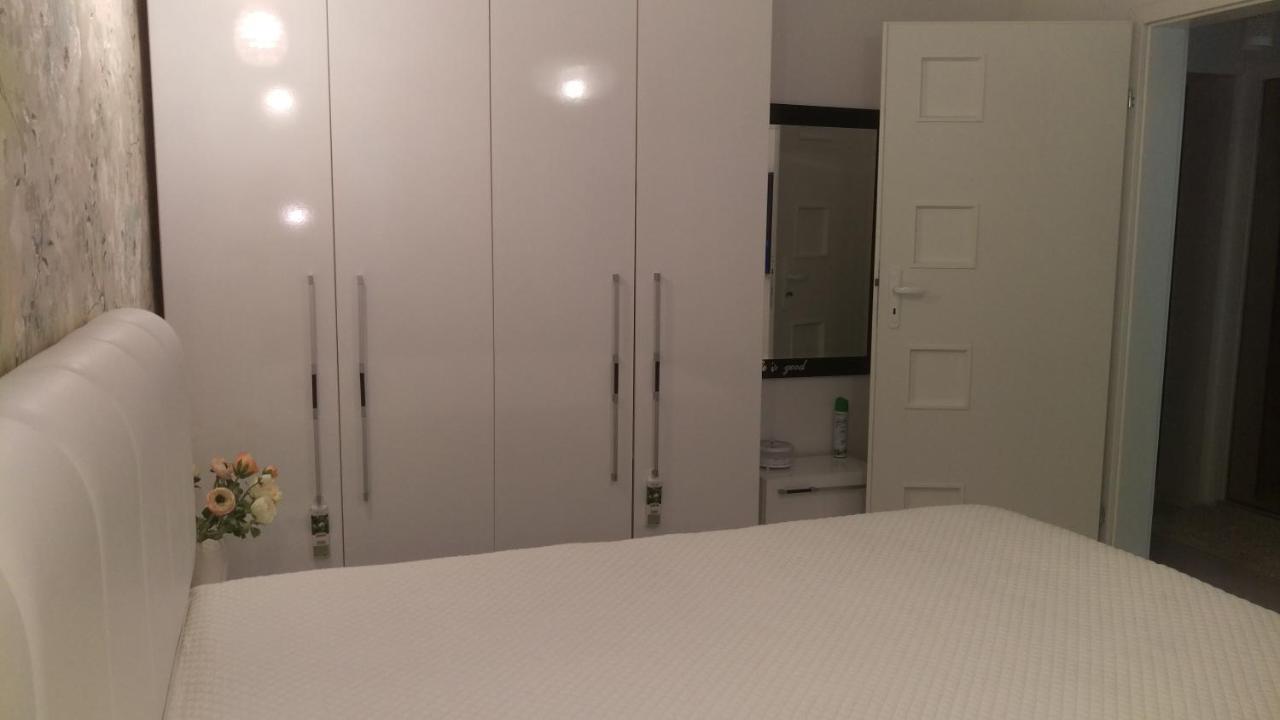 Luxury Sunrise Complex Apartment Golden Sands Bagian luar foto